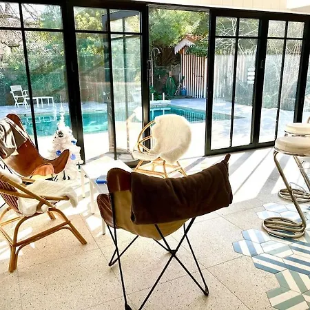 Hébergement de vacances Pool House Blue Yourhosthleper